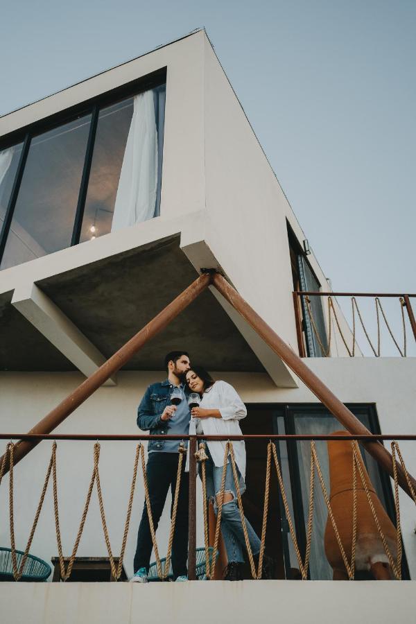 The Pangea บาเย เด กัวลาลูเป ภายนอก รูปภาพ
